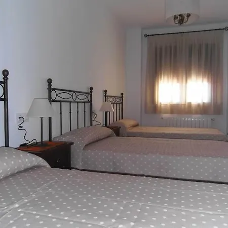Casa Rural La Fuente Del Coso Cabeza la Vaca Room photo