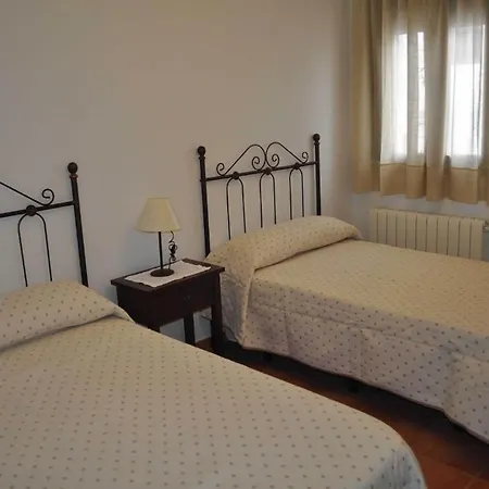 Casa Rural La Fuente Del Coso Cabeza la Vaca Room photo